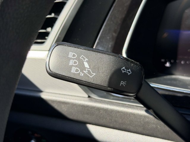 Certified 2023 Volkswagen Jetta S FWD image 21