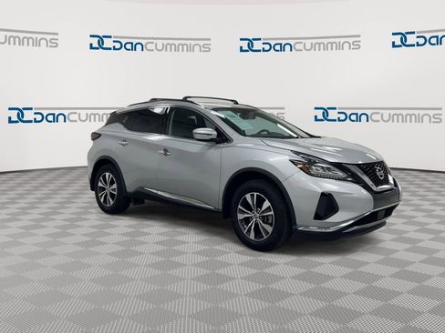 Used 2020 Nissan Murano SV w/ Cargo Package FWD image 2