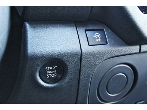 New 2026 Nissan Frontier SV image 19