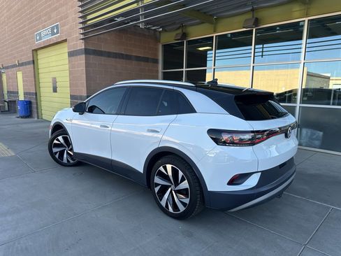 Used 2021 Volkswagen ID.4 1st Edition image 4