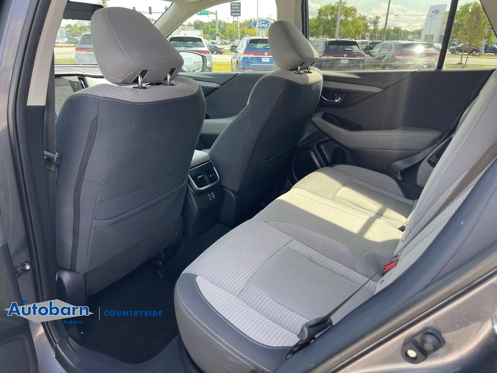 Used 2025 Subaru Outback Premium AWD/4WD image 27