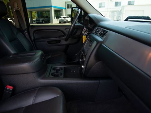Certified 2013 Chevrolet Silverado 1500 LTZ w/ LTZ Plus Package AWD/4WD image 19