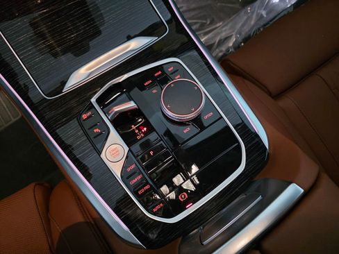 New 2026 BMW X5 sDrive40i w/ M Sport Package RWD image 16