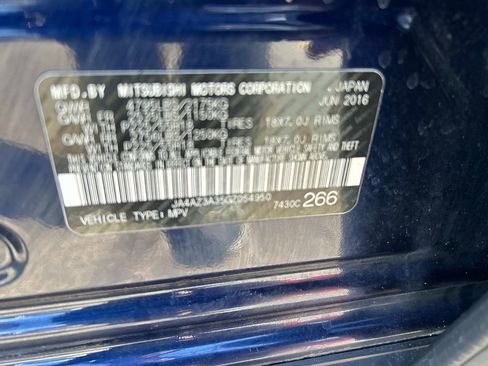 Used 2016 Mitsubishi Outlander AWD image 35