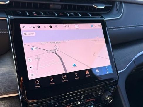 New 2025 Jeep Grand Cherokee Limited image 38