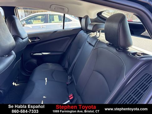 Used 2021 Toyota Prius Prime XLE image 10
