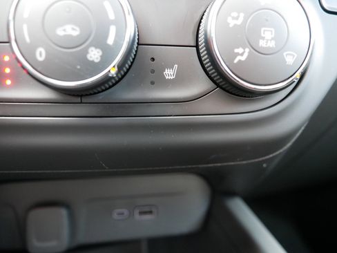 Used 2024 Chevrolet Trax LS w/ LS Convenience Package image 36