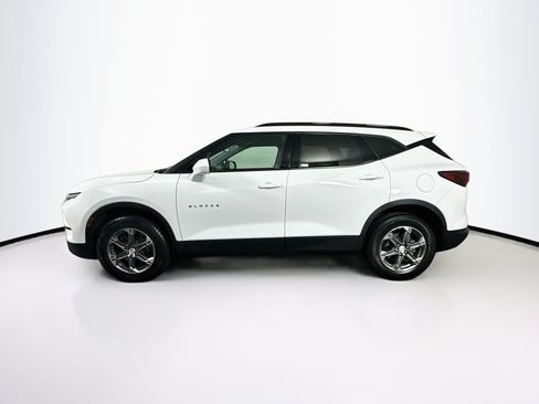 Used 2023 Chevrolet Blazer LT w/ Convenience Package FWD image 4