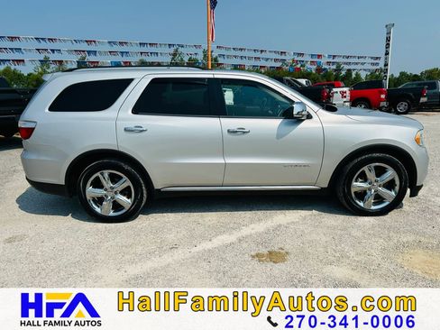 Used 2011 Dodge Durango Citadel w/ Trailer Tow Group IV AWD/4WD image 6