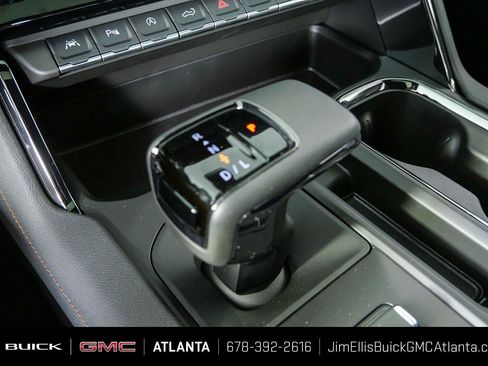 New 2026 GMC Sierra 1500 AT4 w/ AT4 Premium Package AWD/4WD image 18
