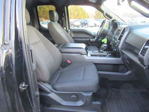 Used 2018 Ford F150 XLT w/ Equipment Group 301A Mid image 15