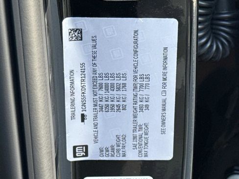 New 2026 Chevrolet Suburban Premier image 19