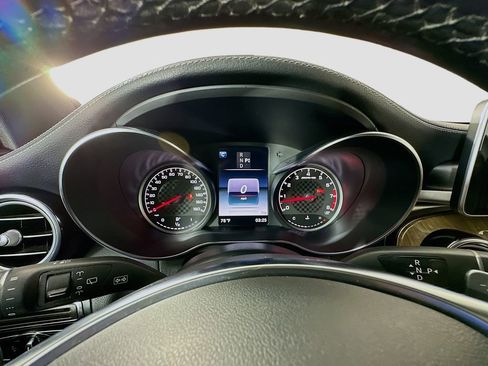 Used 2018 Mercedes-Benz GLC 43 AMG 4MATIC image 13