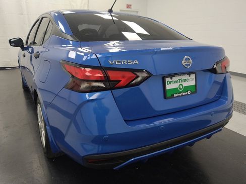 Used 2020 Nissan Versa S FWD image 5