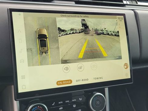 Used 2023 Land Rover Range Rover SE image 29