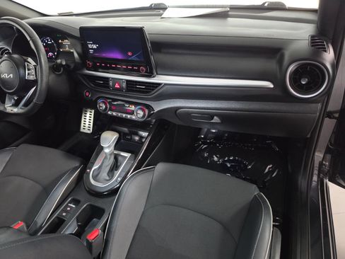 Used 2023 Kia Forte GT-Line w/ GT-Line Premium Package FWD image 22