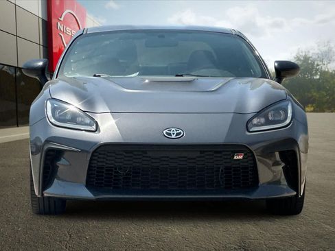Used 2025 Toyota GR86 Premium RWD image 10