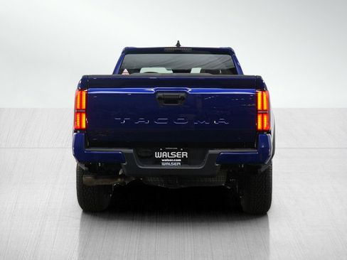 Used 2024 Toyota Tacoma TRD Off-Road image 4