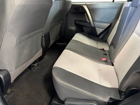 Used 2013 Toyota RAV4 LE image 20