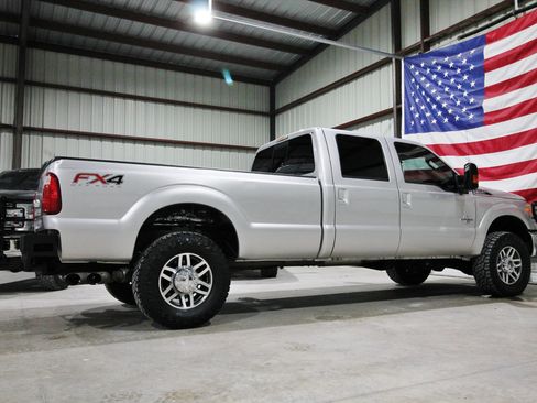 Used 2013 Ford F350 Lariat w/ Lariat Ultimate Pkg AWD/4WD image 12
