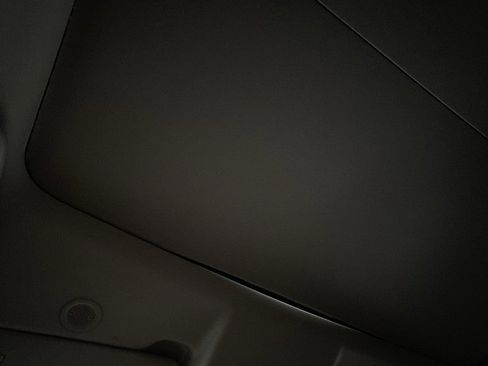 Used 2021 Land Rover Discovery Sport SE image 38