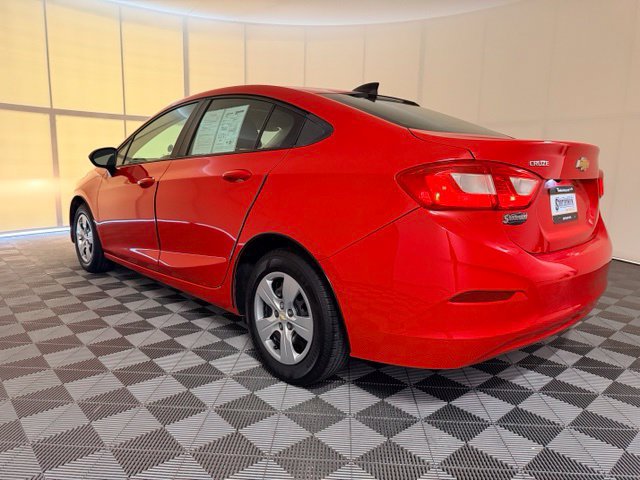 Used 2017 Chevrolet Cruze LS FWD image 6