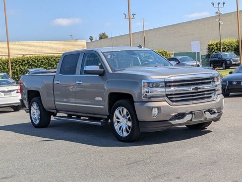 Used 2017 Chevrolet Silverado 1500 High Country AWD/4WD image 3