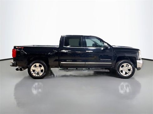 Used 2018 Chevrolet Silverado 1500 LTZ w/ Sport Package image 6