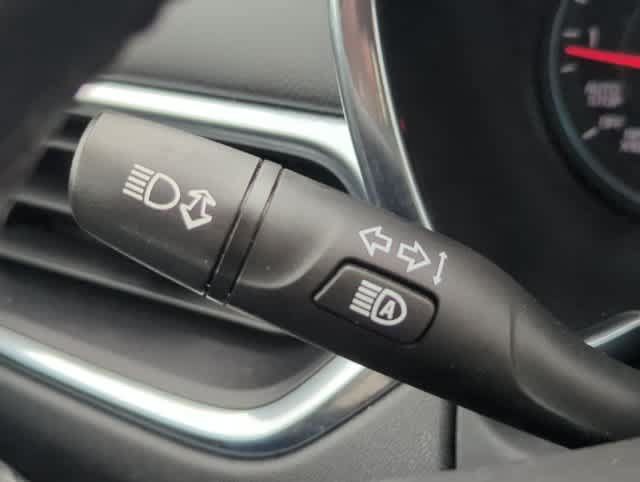 Used 2023 Chevrolet Equinox LT AWD/4WD image 26