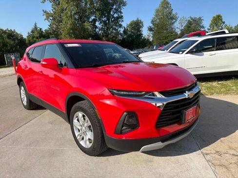 Used 2019 Chevrolet Blazer LT FWD image 1