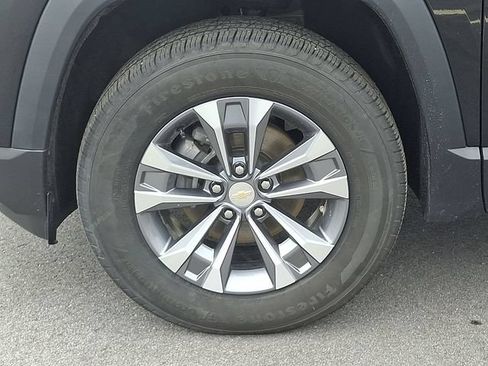 Used 2025 Chevrolet Equinox LT FWD image 8