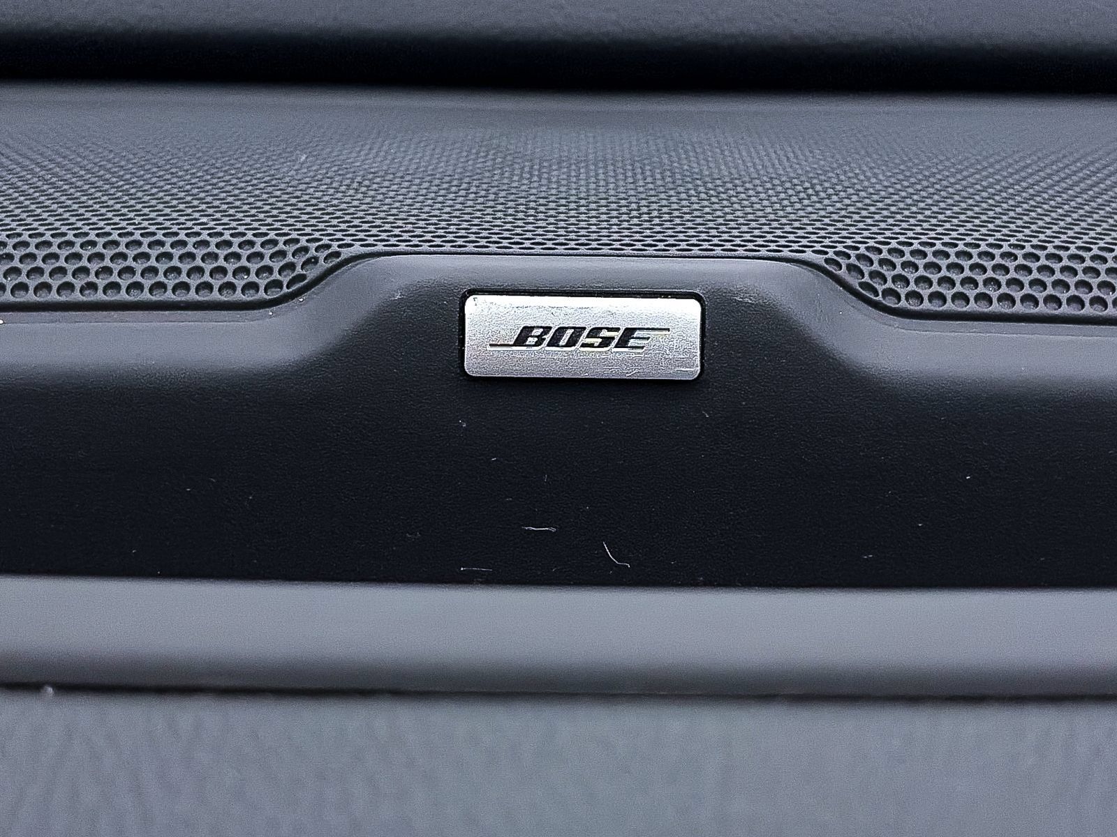 Used 2022 Chevrolet Colorado ZR2 w/ Colorado ZR2 Bison Edition AWD/4WD image 9