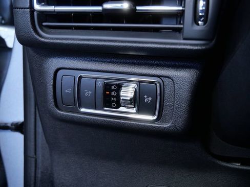 Used 2023 Lincoln Corsair Reserve w/ Equipment Group 202A image 23