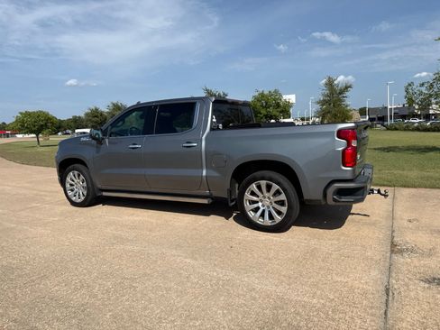 Used 2019 Chevrolet Silverado 1500 High Country AWD/4WD image 11