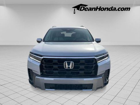 New 2026 Honda Pilot Touring image 8
