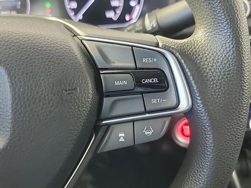 Used 2018 Honda Accord LX image 22