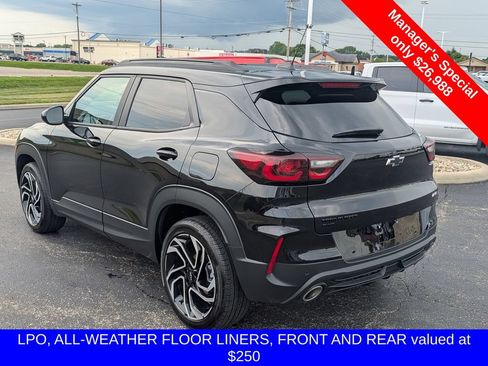 Used 2025 Chevrolet TrailBlazer RS w/ Convenience Package AWD/4WD image 6