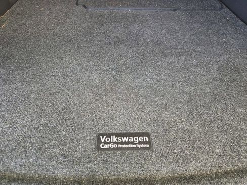 Used 2020 Volkswagen Atlas Cross Sport SEL Premium R-Line AWD/4WD image 18