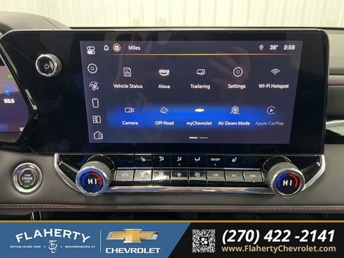 Used 2024 Chevrolet Colorado Z71 w/ Z71 Convenience Package 2 image 27