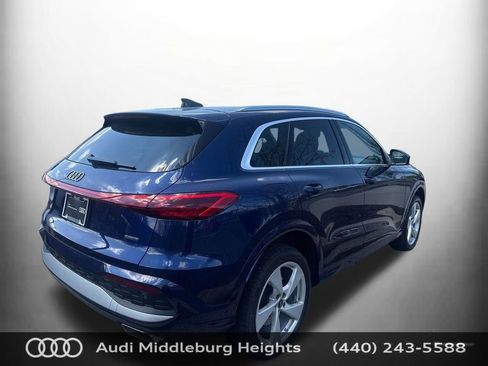 Certified 2025 Audi Q5 Premium w/ Premium Plus AWD/4WD image 8