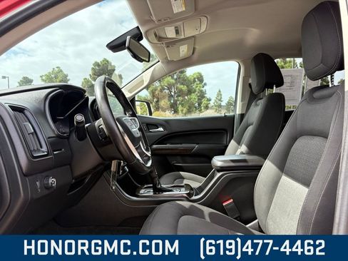 Used 2016 GMC Canyon SLE w/ SLE Convenience Package image 12