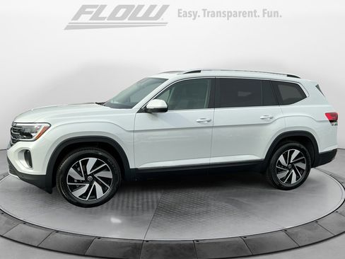 New 2026 Volkswagen Atlas SEL image 4