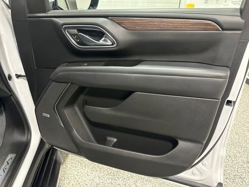 Used 2023 Chevrolet Tahoe High Country w/ Advanced Technology Package image 14