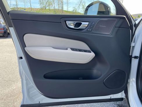 New 2026 Volvo XC60 T8 Plus w/ Protection Package Premier AWD/4WD image 5