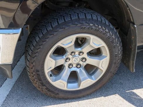 Used 2020 RAM 1500 Big Horn AWD/4WD image 22