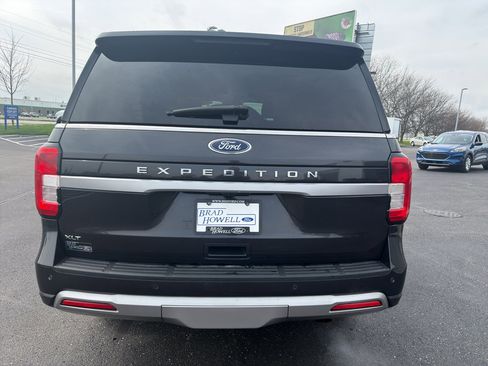 Used 2022 Ford Expedition XLT AWD/4WD image 7