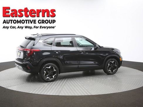 Used 2024 Kia Seltos EX AWD/4WD image 43