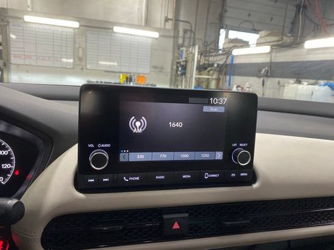 Certified 2024 Honda HR-V LX image 25