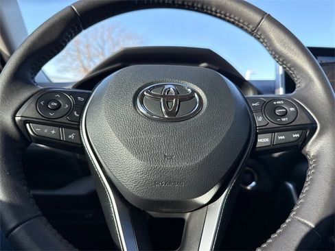 Used 2024 Toyota RAV4 XLE Premium image 30