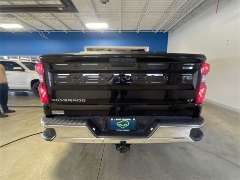 Used 2022 Chevrolet Silverado 1500 LT image 7